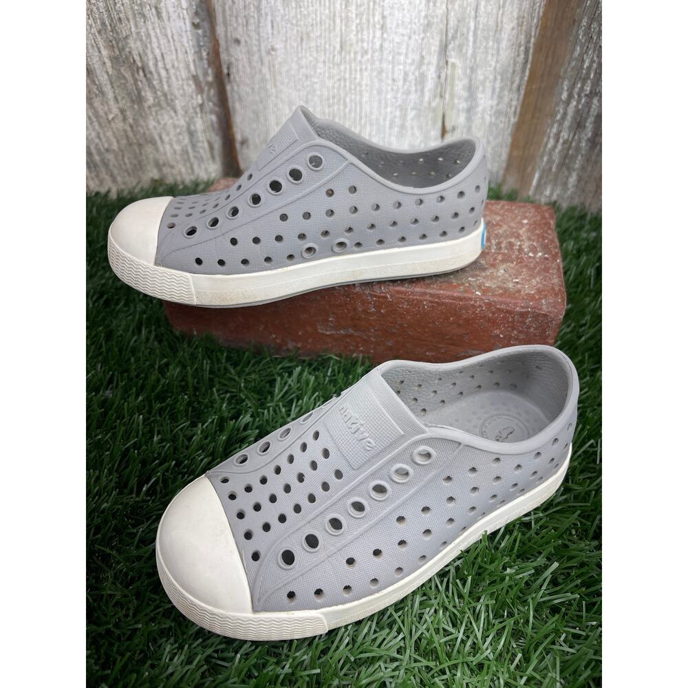 Native Jefferson Gray Unisex Slip On Kids Shoes C9